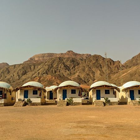 Aladdin Camp Villa นูเวบา ภายนอก รูปภาพ